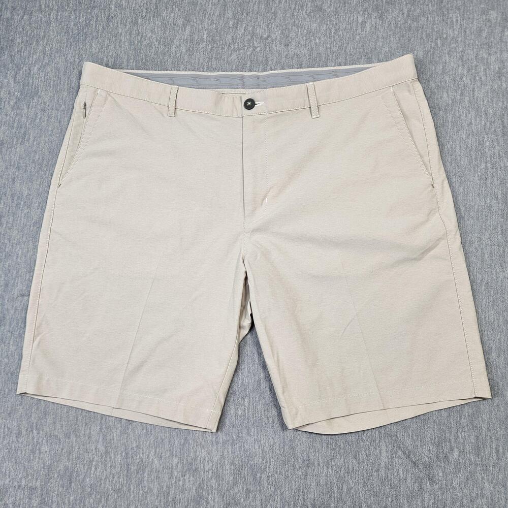 Tommy Bahama Shorts Mens 42 Beige Flat Front Polyester Nylon Chino Performance